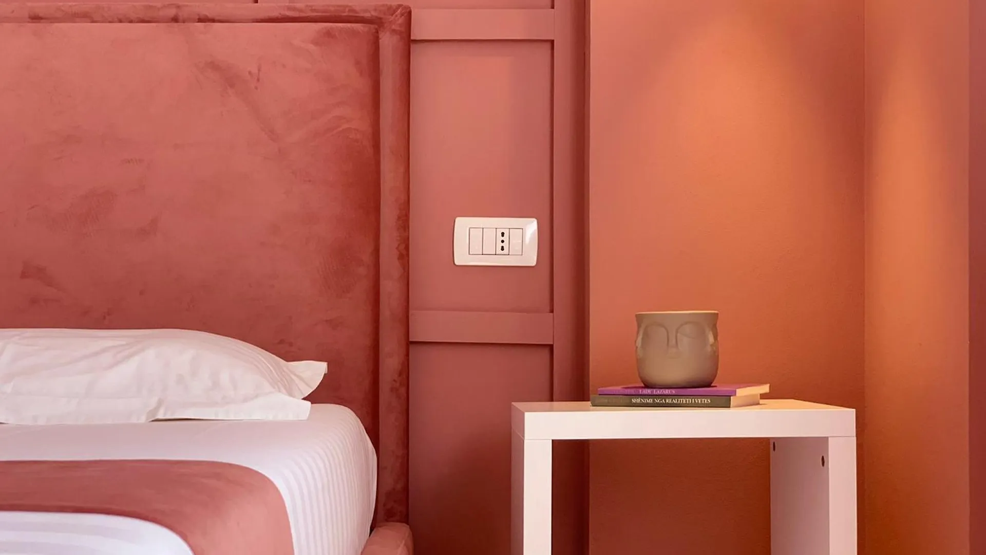 Colorful By The Sea 2 - Durres Apartment