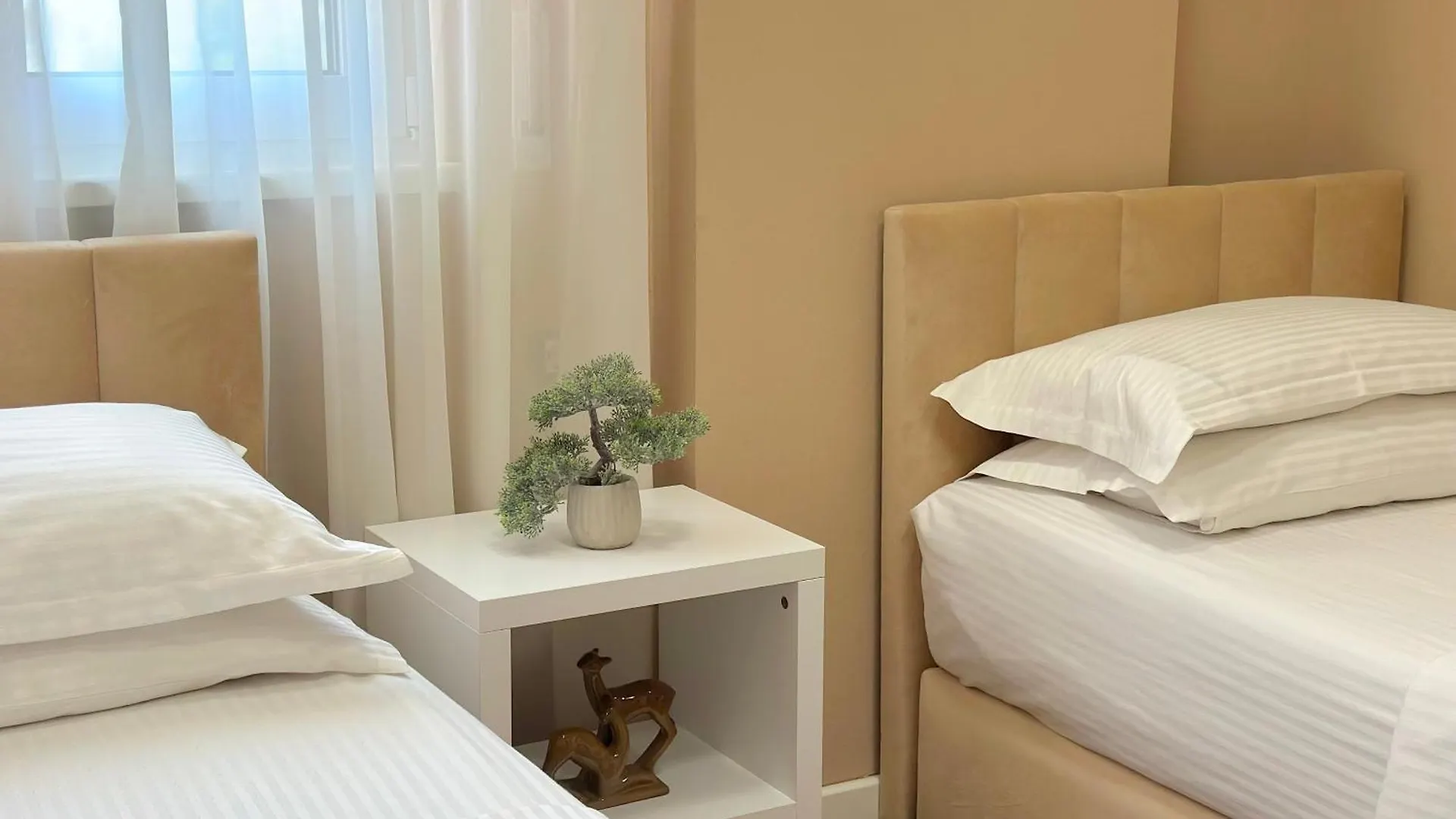 Marina'S Unique Apartment Durrës 알바니아